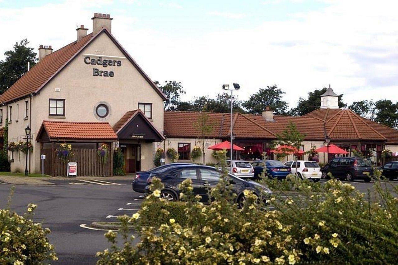 Premier Inn Falkirk East Екстер'єр фото